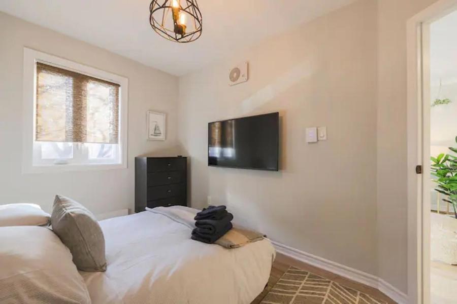 Casa Hotels Торонто Экстерьер фото